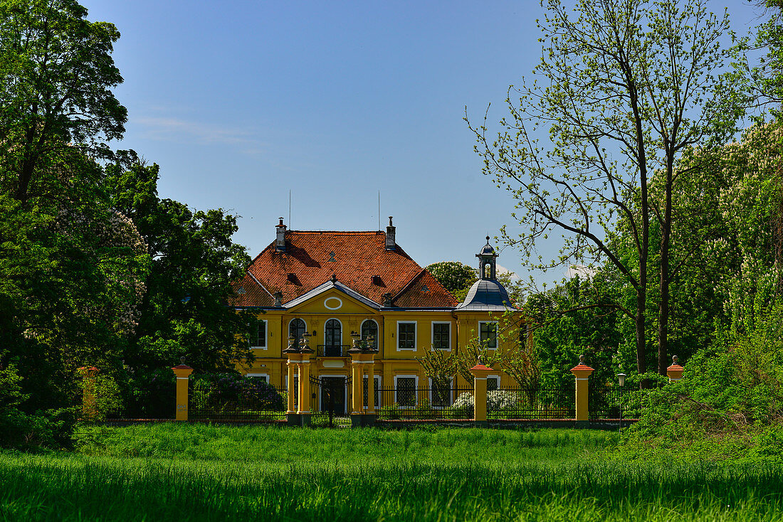 Barockschloss der Grafen von Althann, Zwentendorf an der Donau, Niederösterreich, Österreich
