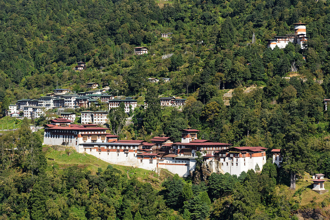Der Dzong von Trongsa wachte in früheren Zeiten über die Karawanenwege durch Bhutan und nach Tibet, Bhutan, Asien