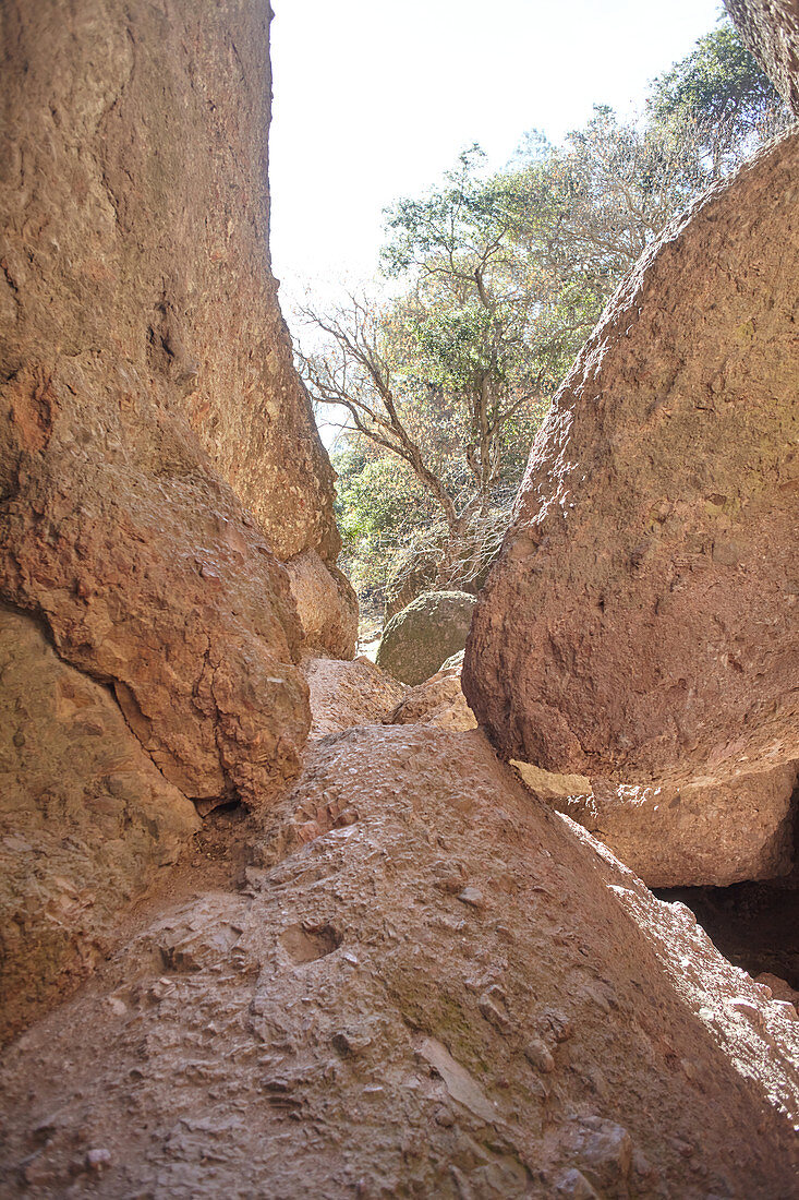 Felsen im Pinnacles National Park, Kalifornien, USA
