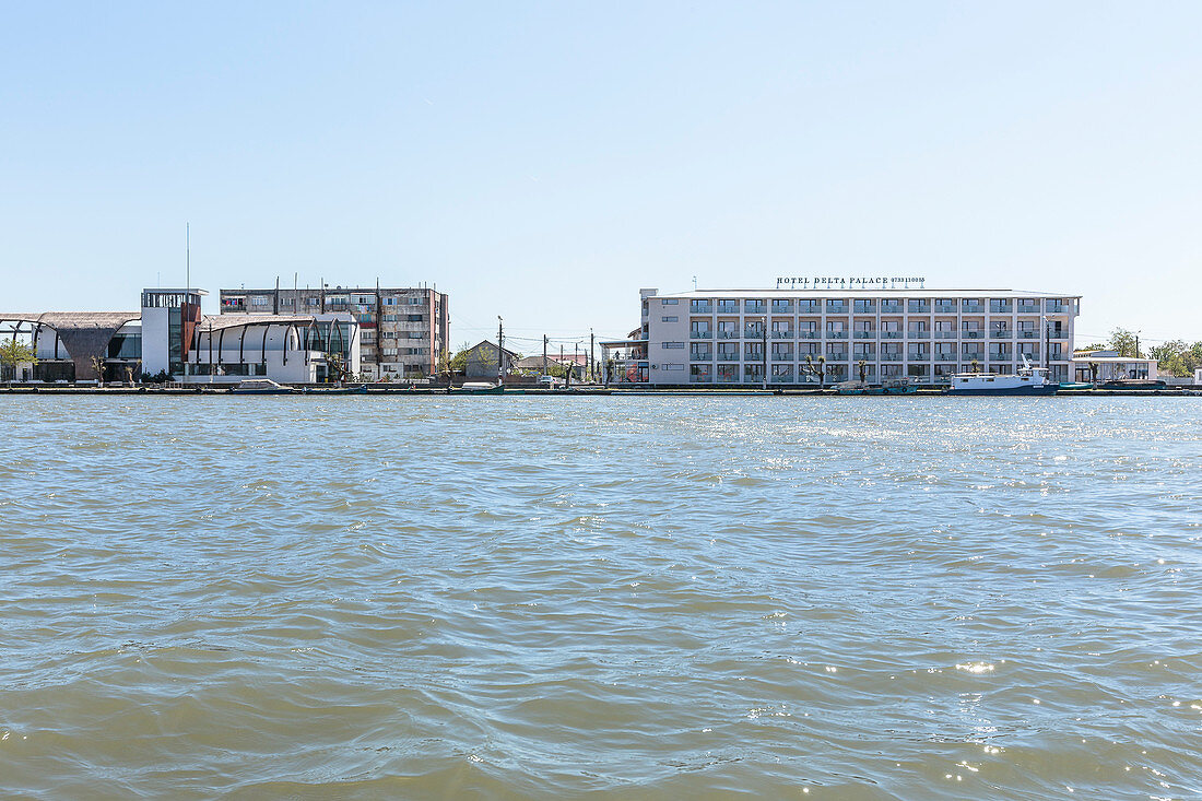 Donaudelta, das Hotel Delta Palace in Sulina, Tulcea, Rumänien.