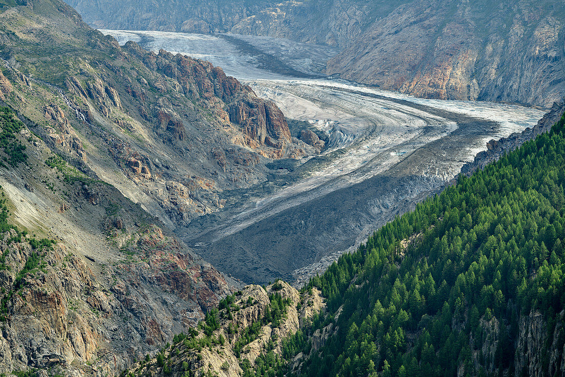 View of Aletsch Glacier, Valais, UNESCO World Natural Heritage Jungfrau-Aletsch, Bernese Alps, Switzerland