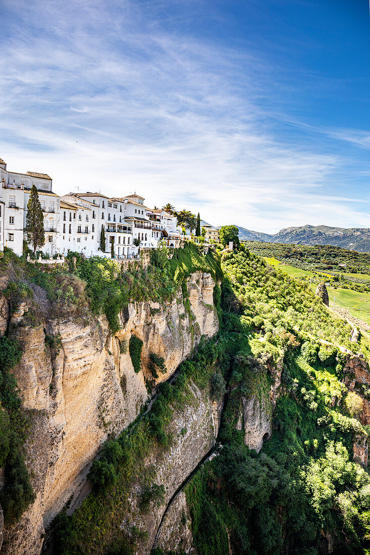 Das Dorf Ronda, eines der bekanntesten &quot,weißen Dörferundquot; Andalusiens, Spanien.