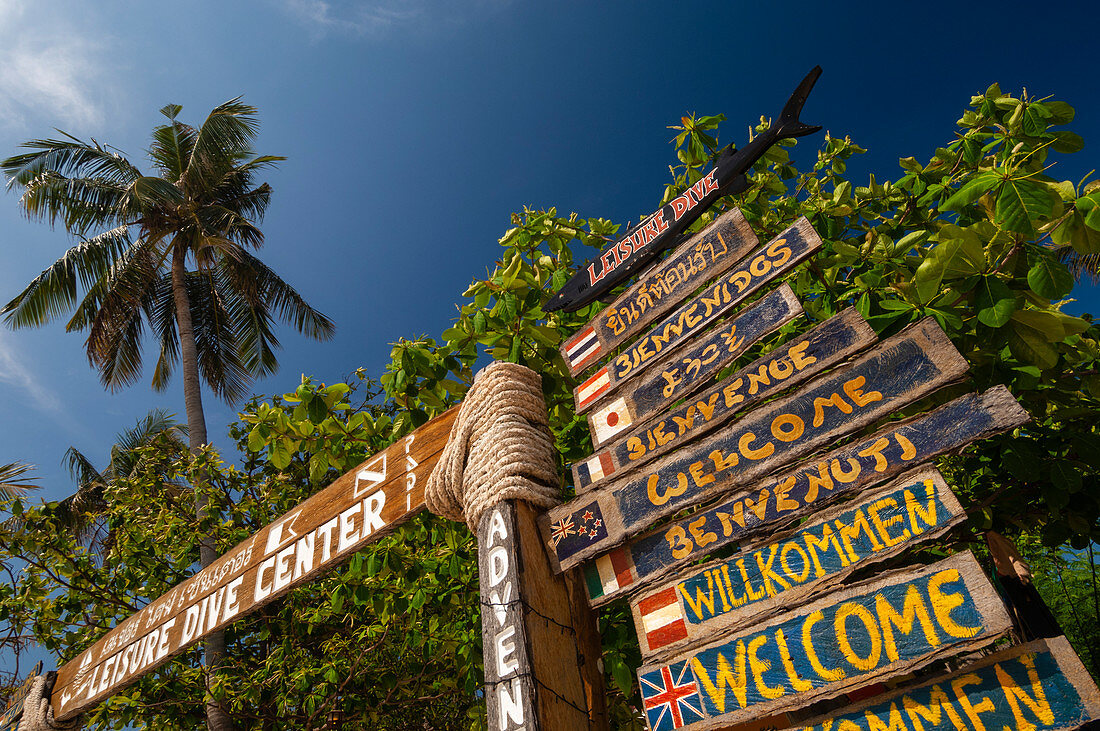 Thailand, Phi Phi Don Island, Laem Tong beach.