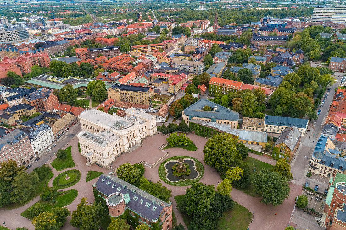 Luftbild der Stadt Lund mit der Universität im Vordergrund.
