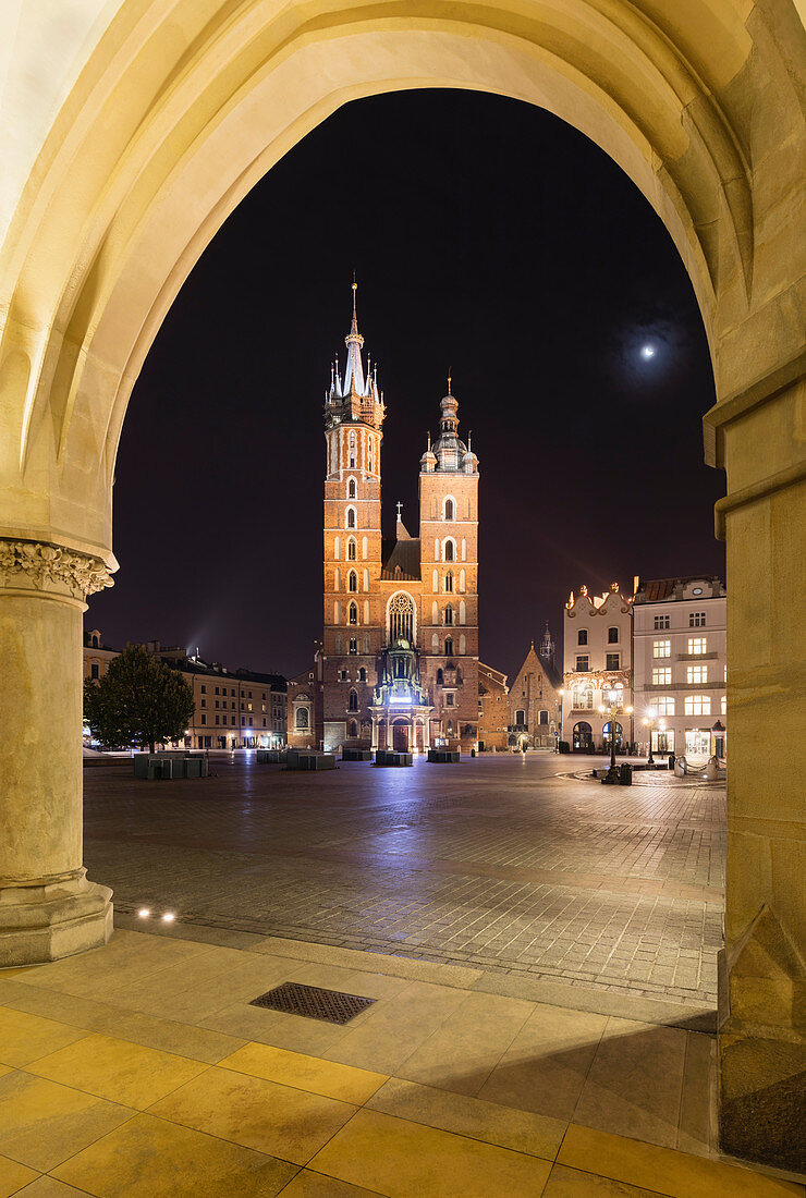 Evening view of the Saint Maryâ€™s Basilica, Krakow, Poland during the Corona virus crisis.