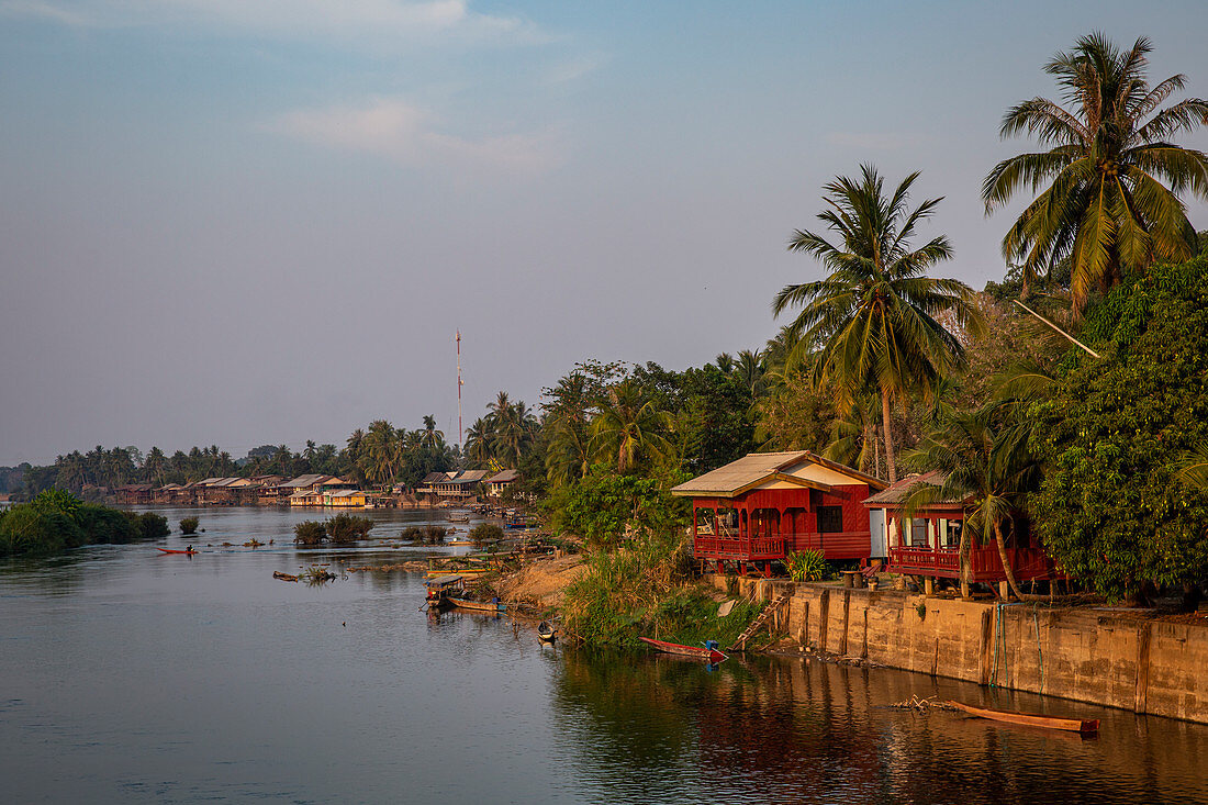 Mekongufer zwischen den Inseln Don Det und Don Khon, Laos, Asien