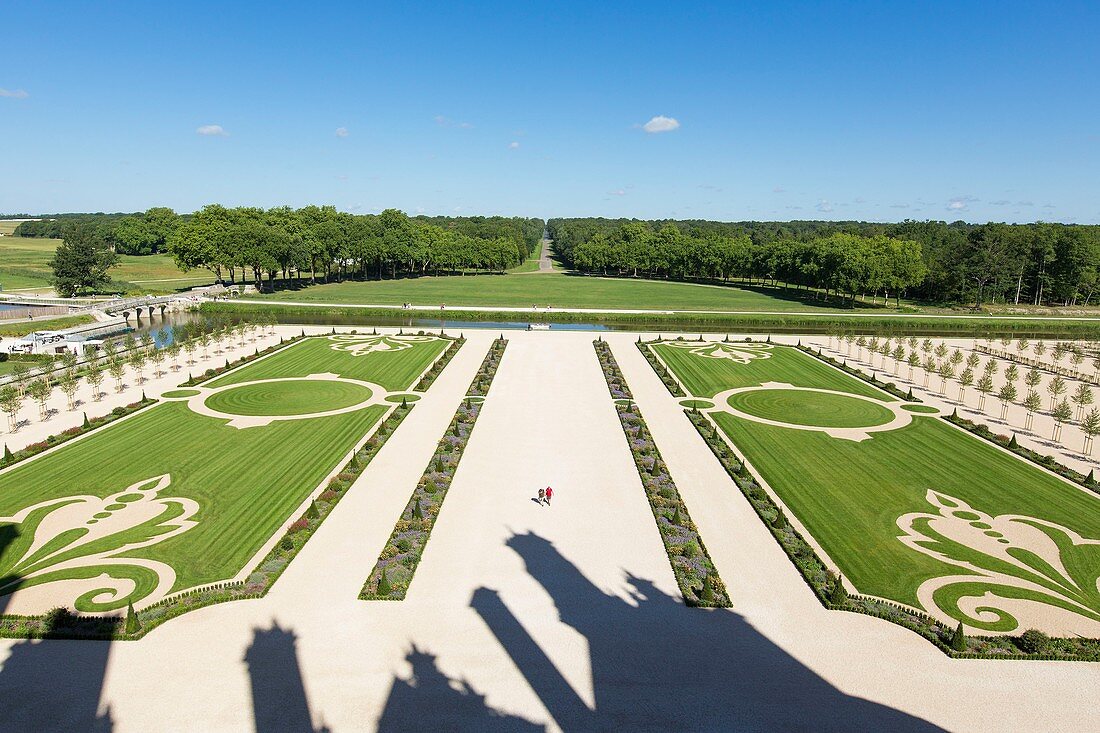 Frankreich, Loir et Cher, Loiretal, das von der UNESCO zum Weltkulturerbe erklärt wurde, Chambord, das königliche Schloss, die Jardins à la Francaise (französische Gärten)