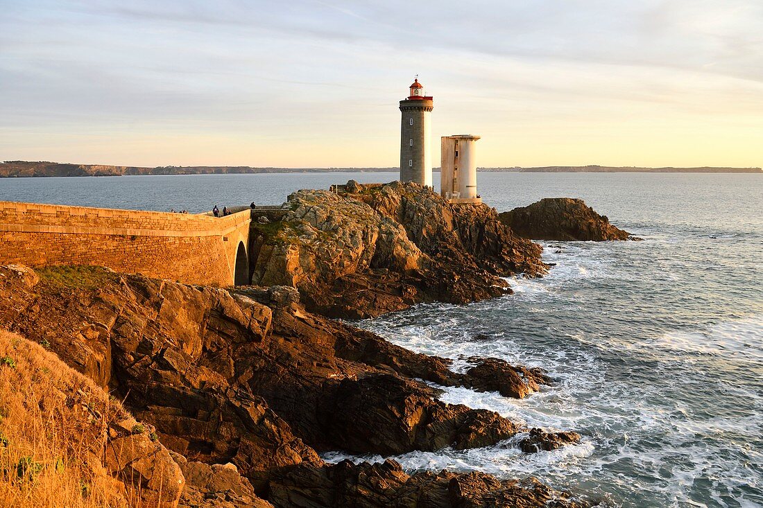 Frankreich, Finistère, Iroise Meer, Goulet de Brest, Plouzane, Pointe du Petit Minou, Leuchtturm Petit Minou