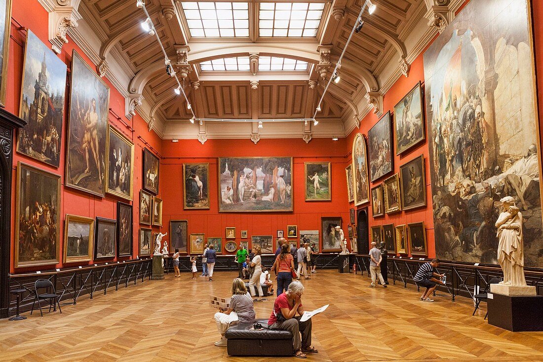 France, Haute Garonne, Toulouse, Musee des Augustins, Red hall