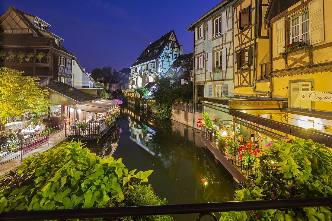 Frankreich, Haut Rhin, Elsässer Weinstraße, Colmar, Bezirk Krutenau im Bezirk La Petite Venise, Straße Turenne, Le Lauch seit der Brücke