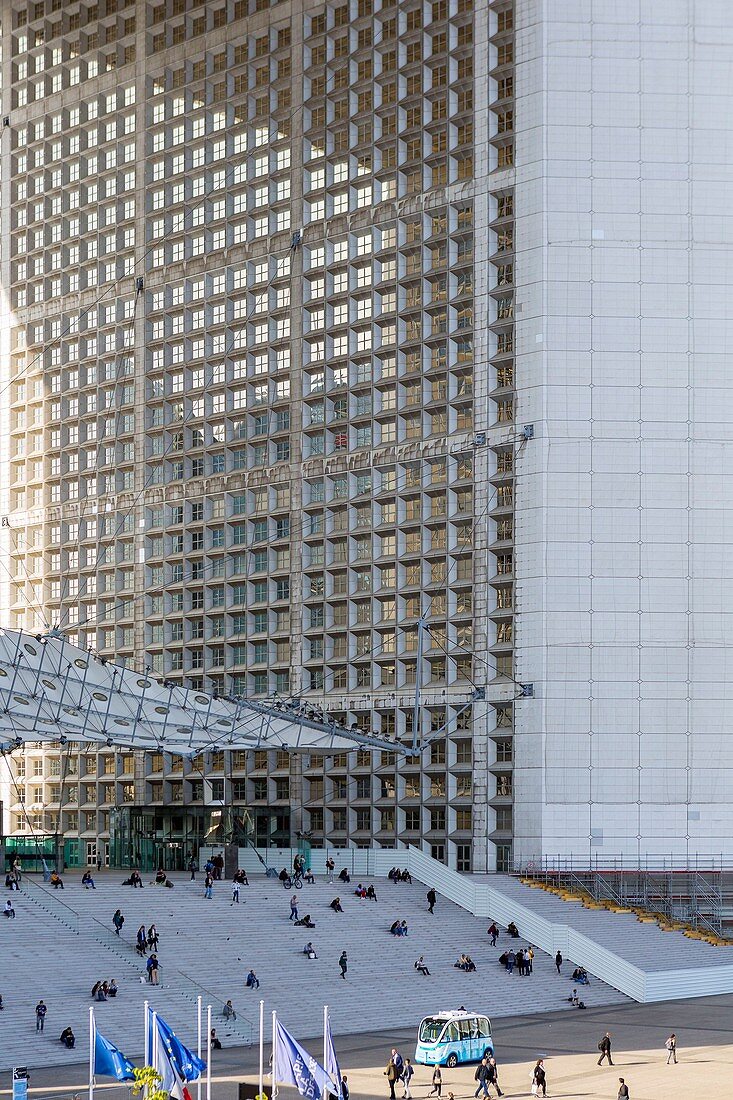 France, Hauts de Seine, La Defense, la Grande Arche by the architect Otto von Spreckelsen