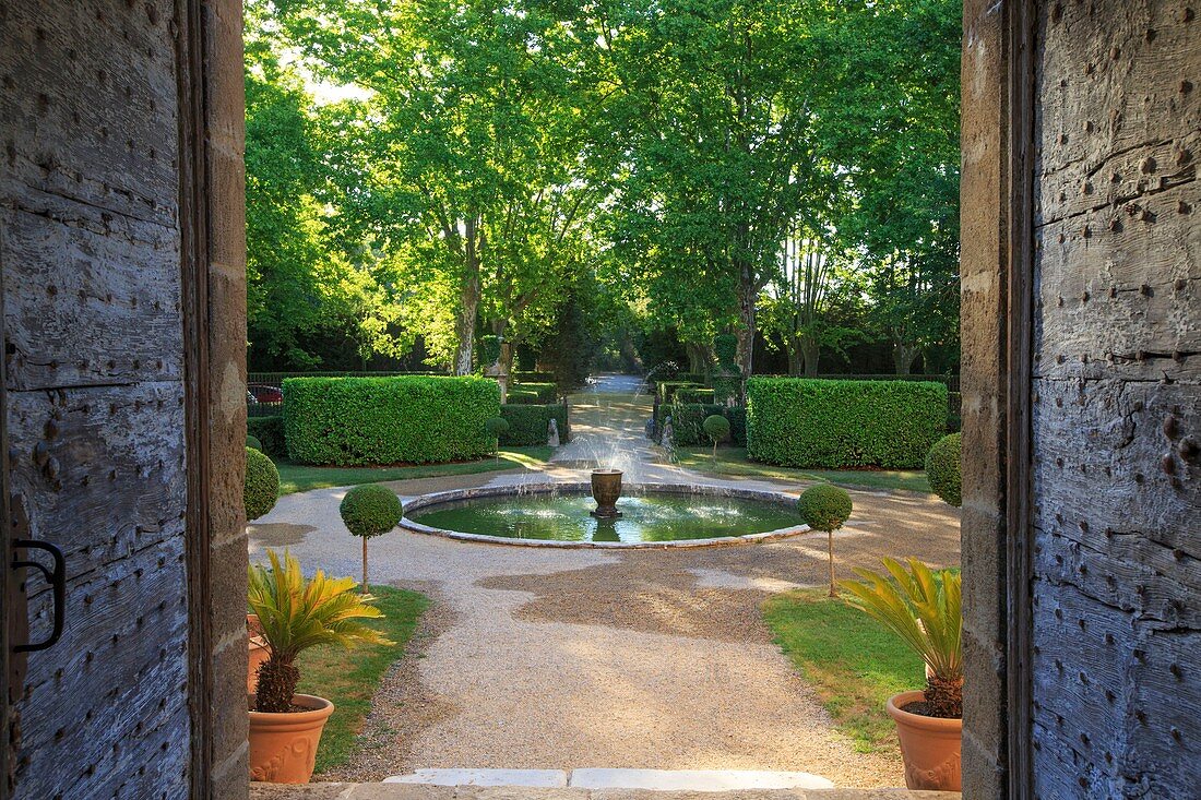 France, Bouches du Rhone, Aix en Provence, Castle of the Pioline