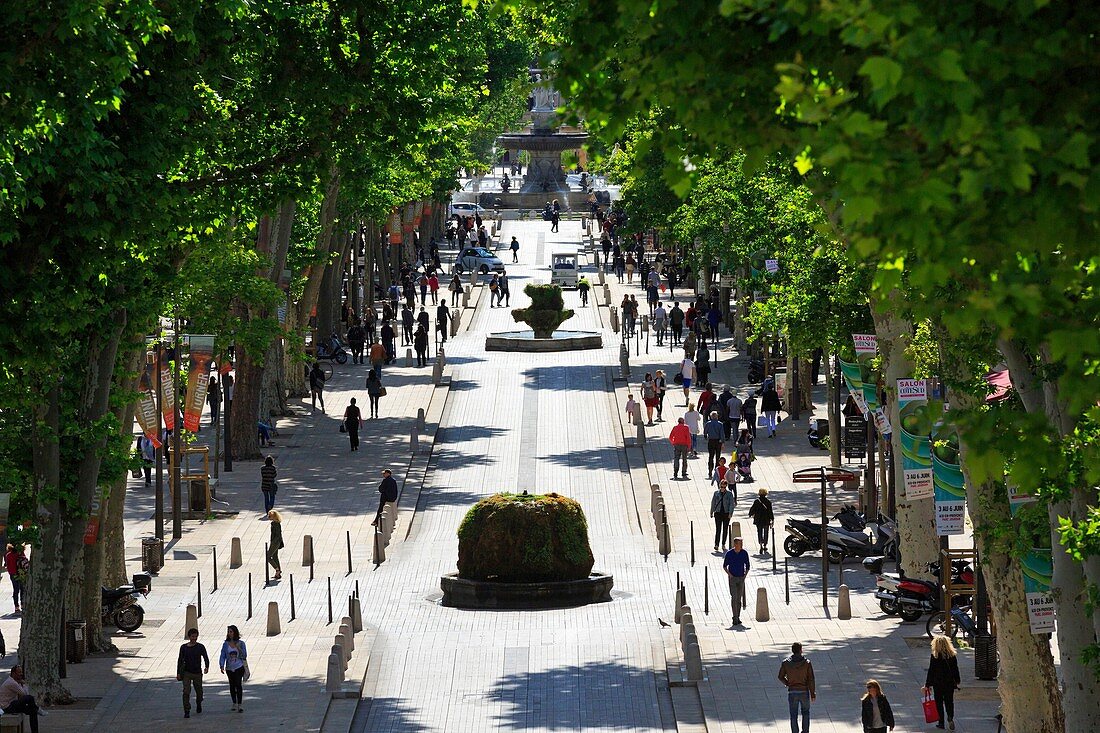 France, Bouches du Rhone, Aix en Provence, Cours Mirabeau, mossy fountain, La Rotonde in the background