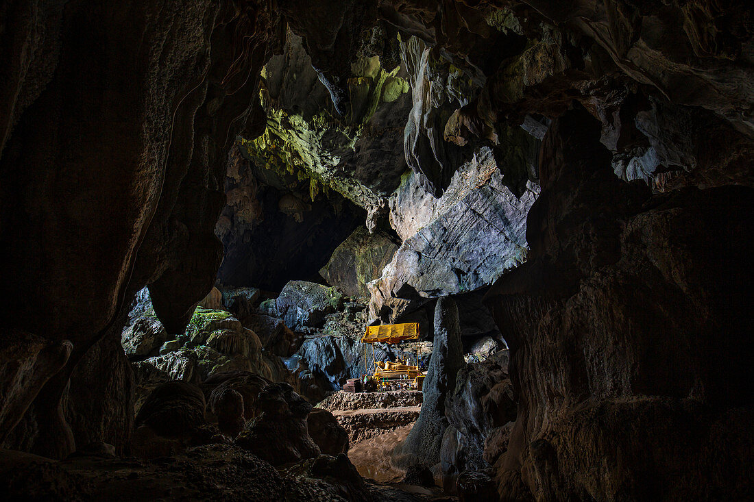 Phu Kham Höhle in Vang Vieng, Laos, Asien