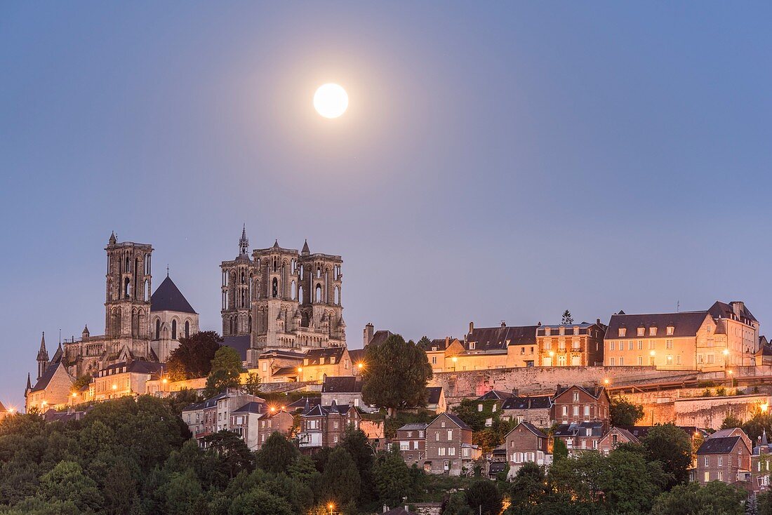 France, Aisne, Laon, the Upper town, Notre-Dame de Laon cathedral, Gothic architecture, by full moon