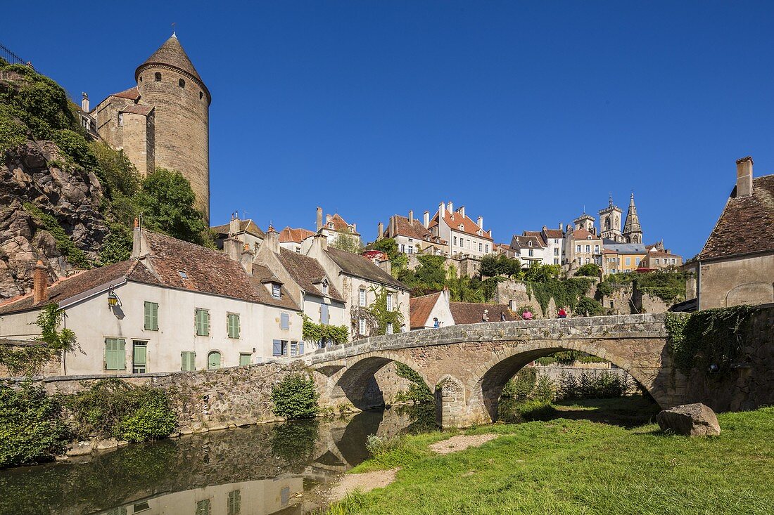 France, Cote d'Or, Semur en Auxois, medieval town, the Armançon promenade