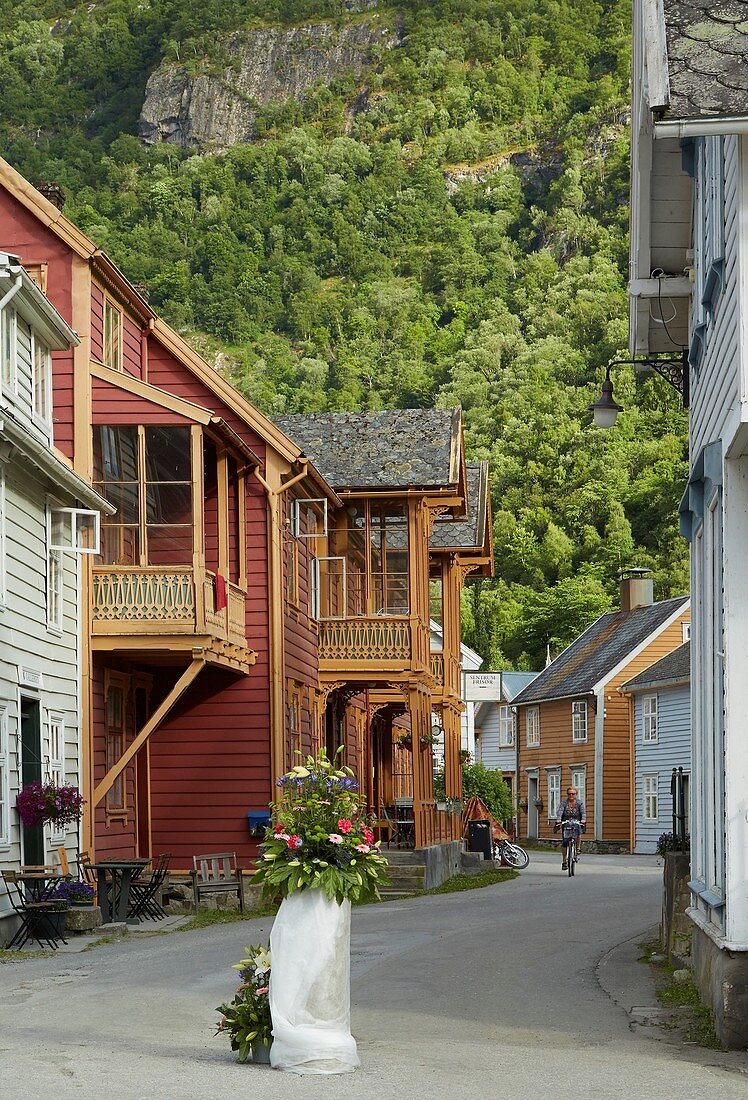 Traditional wooden houses in Laerdalsöyri (Laerdal), Sogn og Fjordane, Norway, Europe