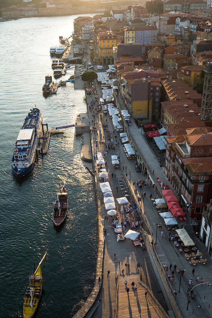 Blick auf die Altstadt von Porto, Portugal