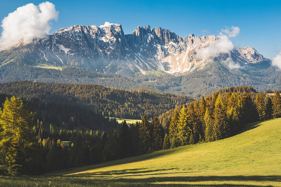 Die Latemar-Gruppe, Dolomiten, Bozen, italienische Alpen, Südtirol, Italien