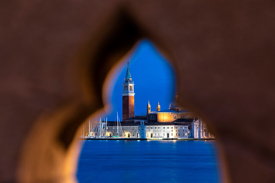 Blick auf San Giorgio Maggiore von der Paglia-Brücke. Venedig, Venetien, Italien, Europa