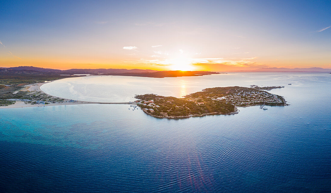 Isola dei Gabbiani (Insel der Möwen) in Porto Pollo, Palau, Olbia-Tempio, Sardinien, Italien