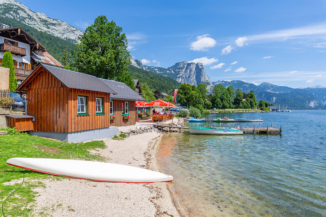 View of Grundlsee village on the shore of lake, Grundlsee, Styria, Austria, Europe