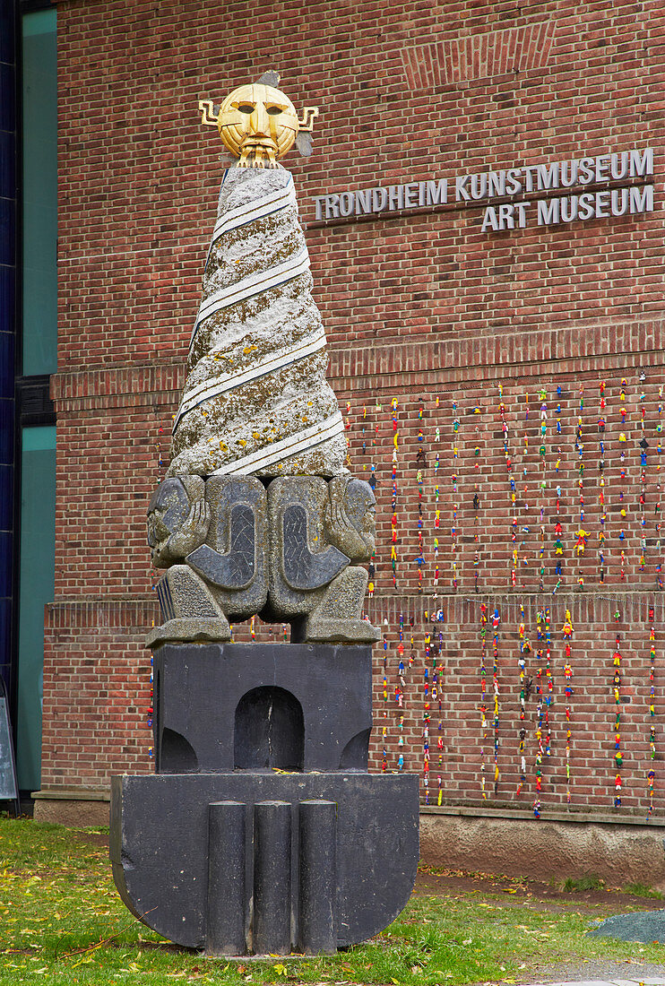 Art museum in Trondheim and sculpture in front of it, Soer-Trondelag Province, Trondelag, Norway, Europe
