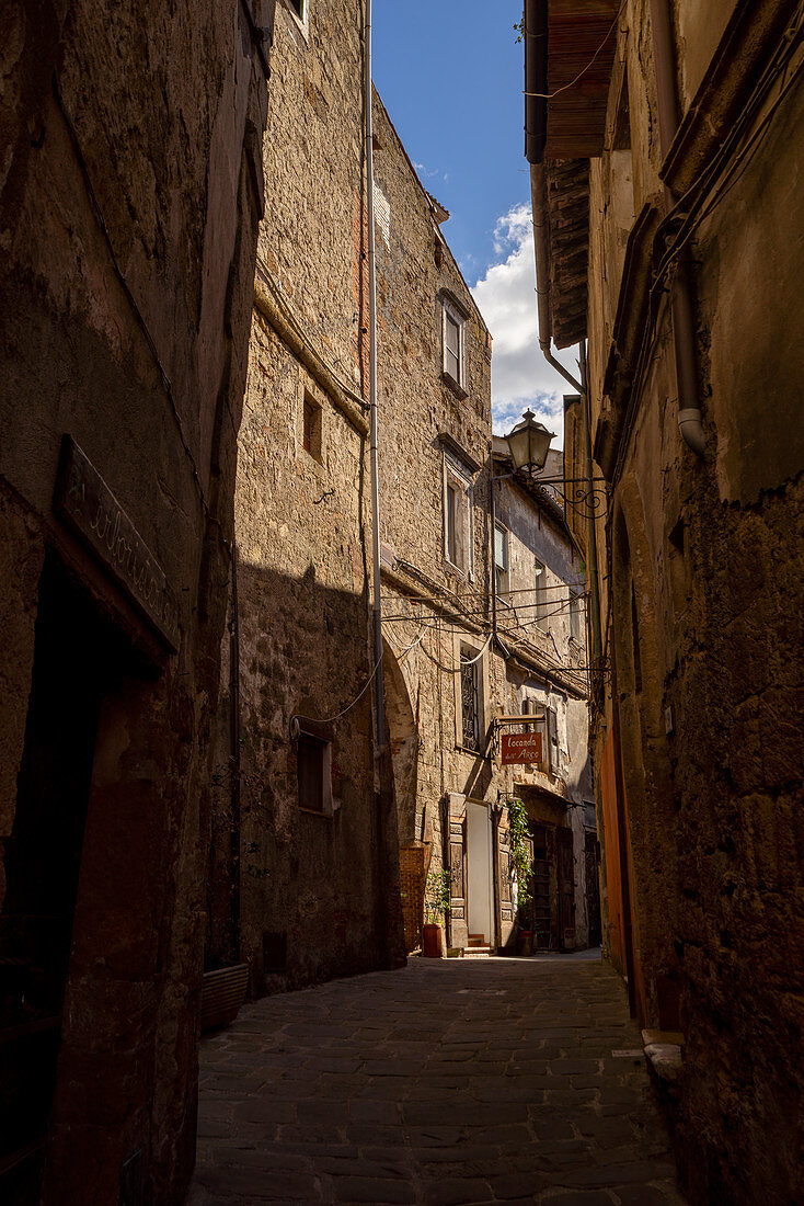 In the alleys of Sorano, Grosseto Province, Tuscany, Italy
