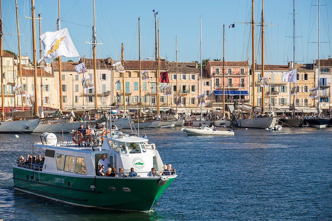 Frankreich, Var, Saint-Tropez, der Hafen, die traditionellen Yachten anlässlich der &quot,Voiles de Saint-Tropezundquot;