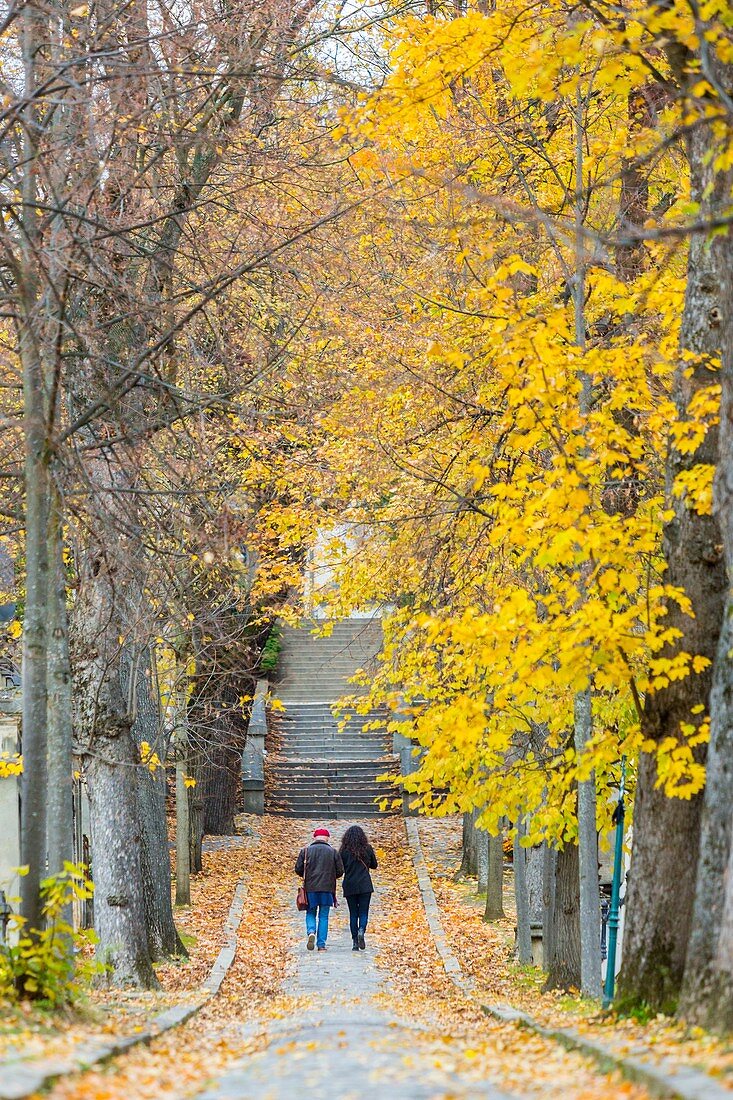 France, Paris, the Pere Lachaise cemetery in autumn