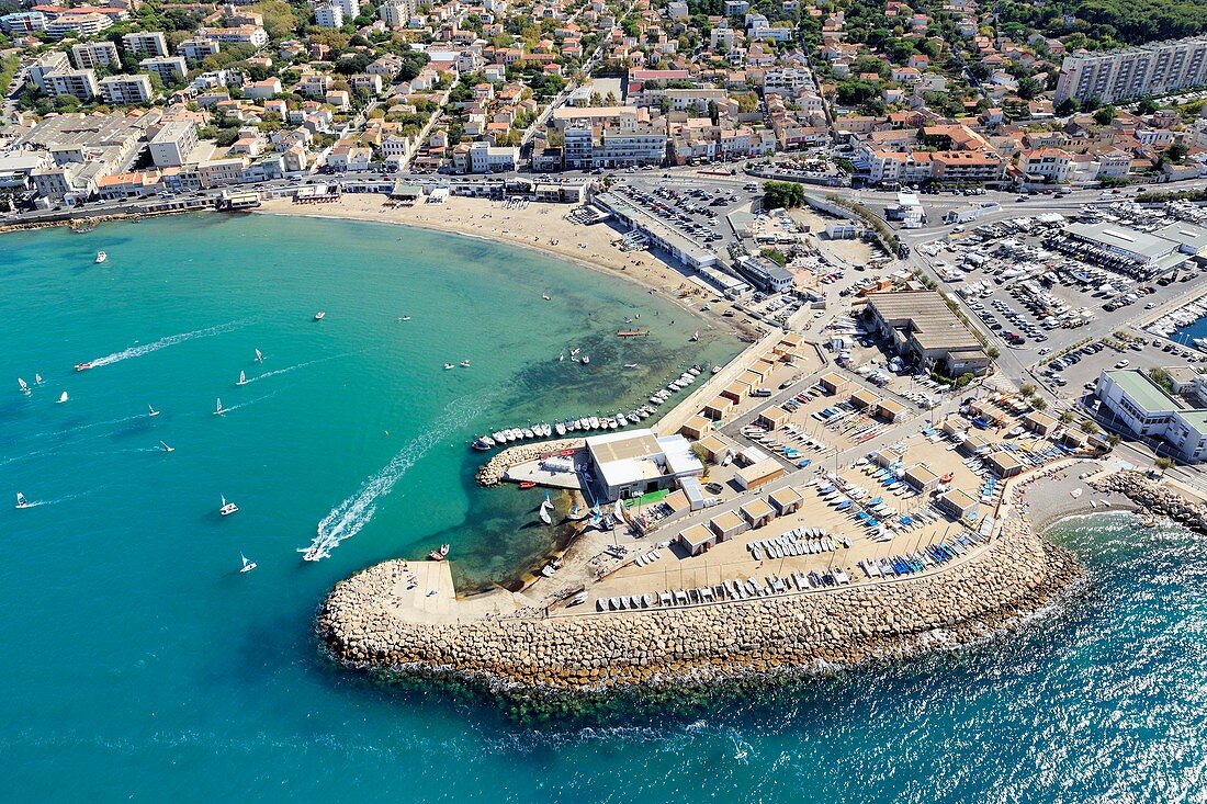 Frankreich, Bouches du Rhone, Marseille, Bezirk Pointe Rouge, Strand Anse und Pointe Rouge (Luftaufnahme)
