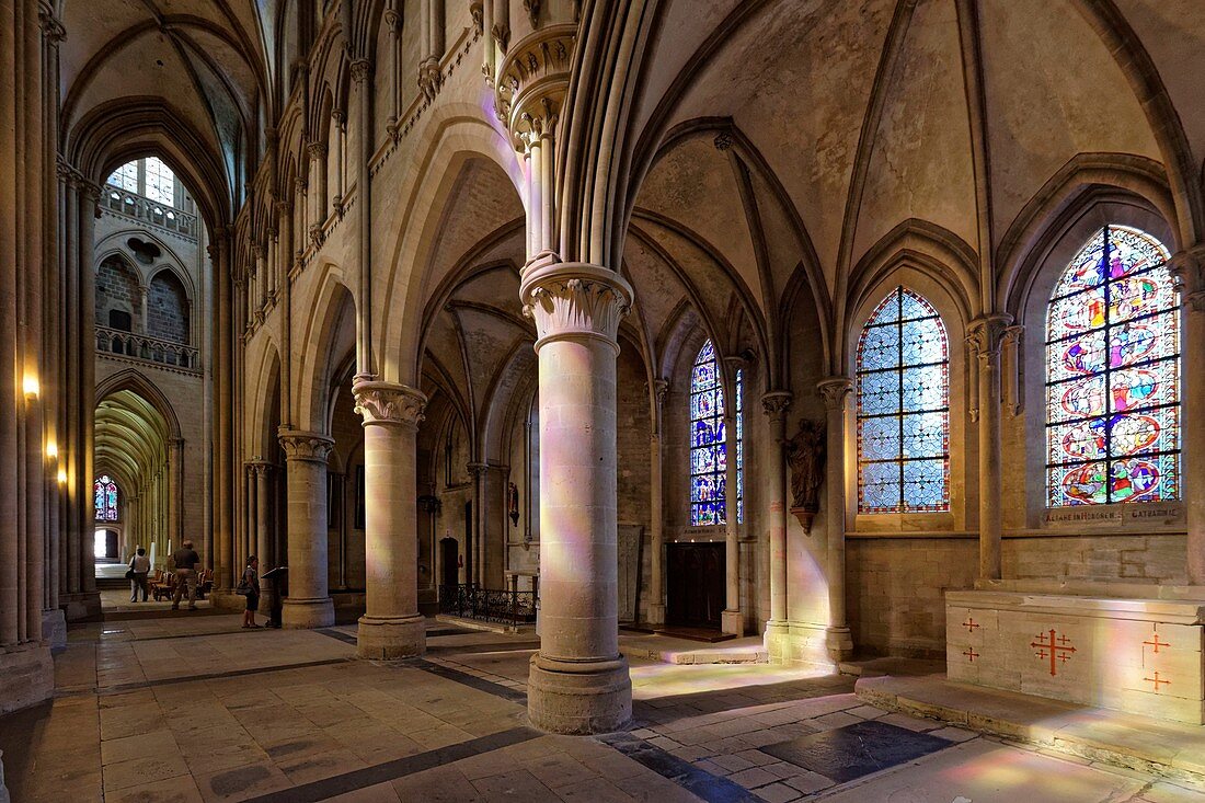 Frankreich, Manche, Halbinsel Cotentin, Coutances, Kathedrale Notre Dame de Coutances aus dem 13. Jahrhundert, ambulant