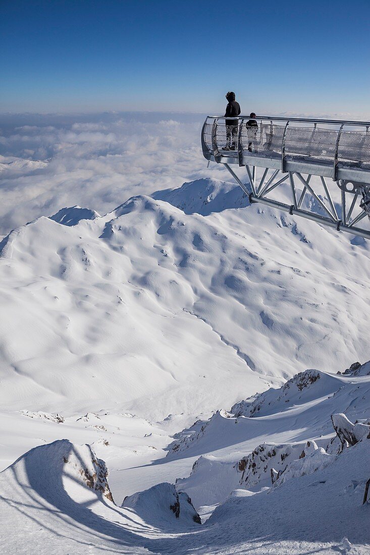 France, Hautes Pyrenees, Bagneres de Bigorre, La Mongie,the observatory of the Pic du Midi de Bigorre (2877m), the pontoon, 12 m long metal walkway suspended above the void