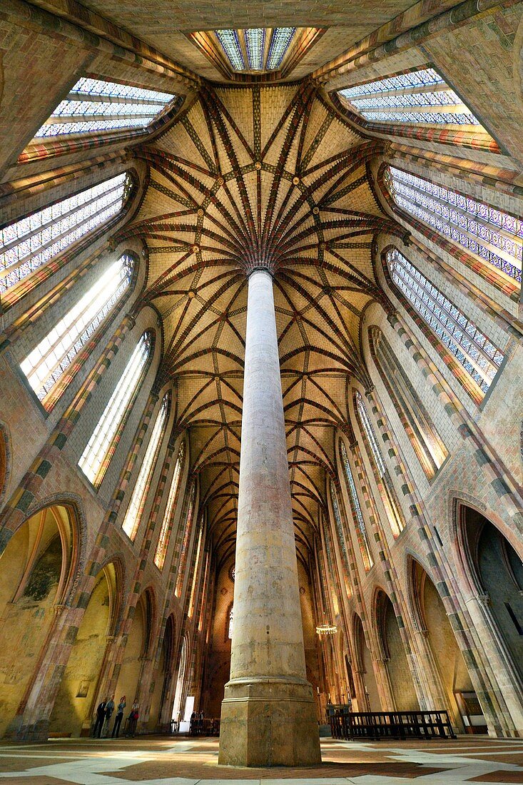 Frankreich, Haute Garonne, Toulouse, Jakobinerkloster, Kirche, Kirchenschiffdecke, Palmengewölbe der Kirche