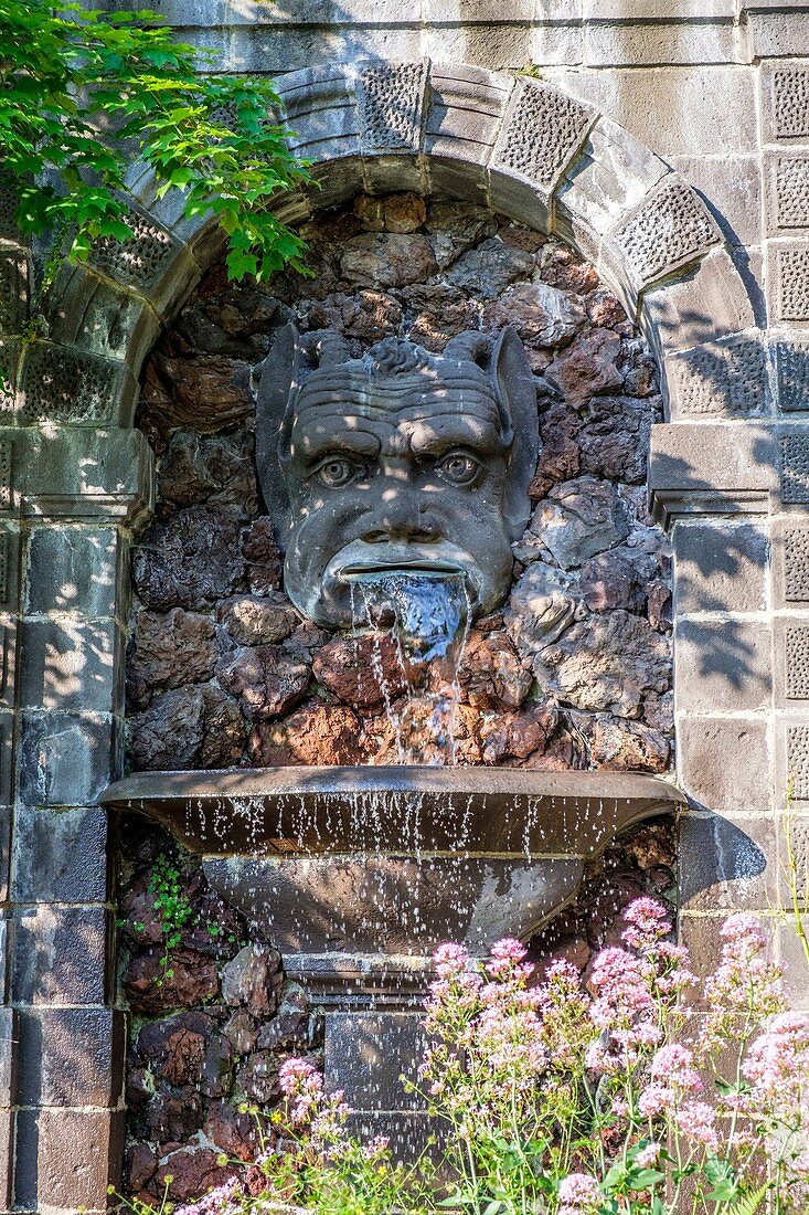 France, Puy de Dome, Royat, fountain in thermal park