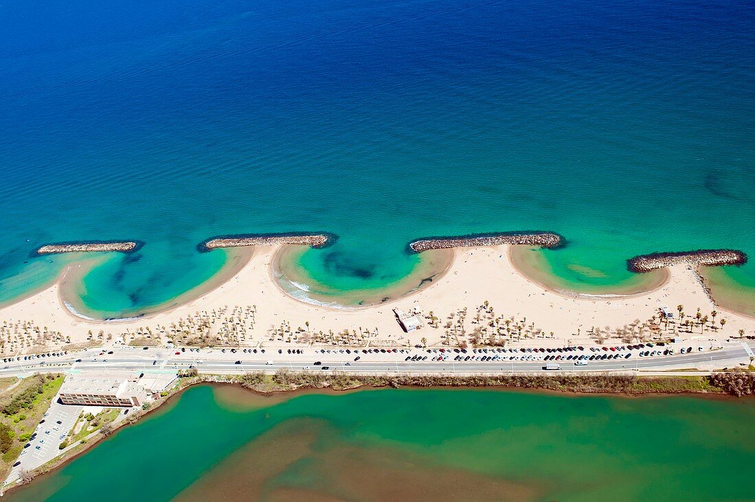 Frankreich, Var, Golfe von Fréjus, Strand von Saint Aygulf (Luftaufnahme)