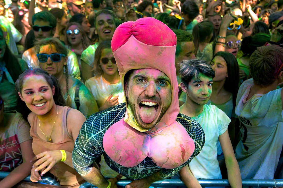 France, Occitania, Gard, Beaucaire, Holi Party