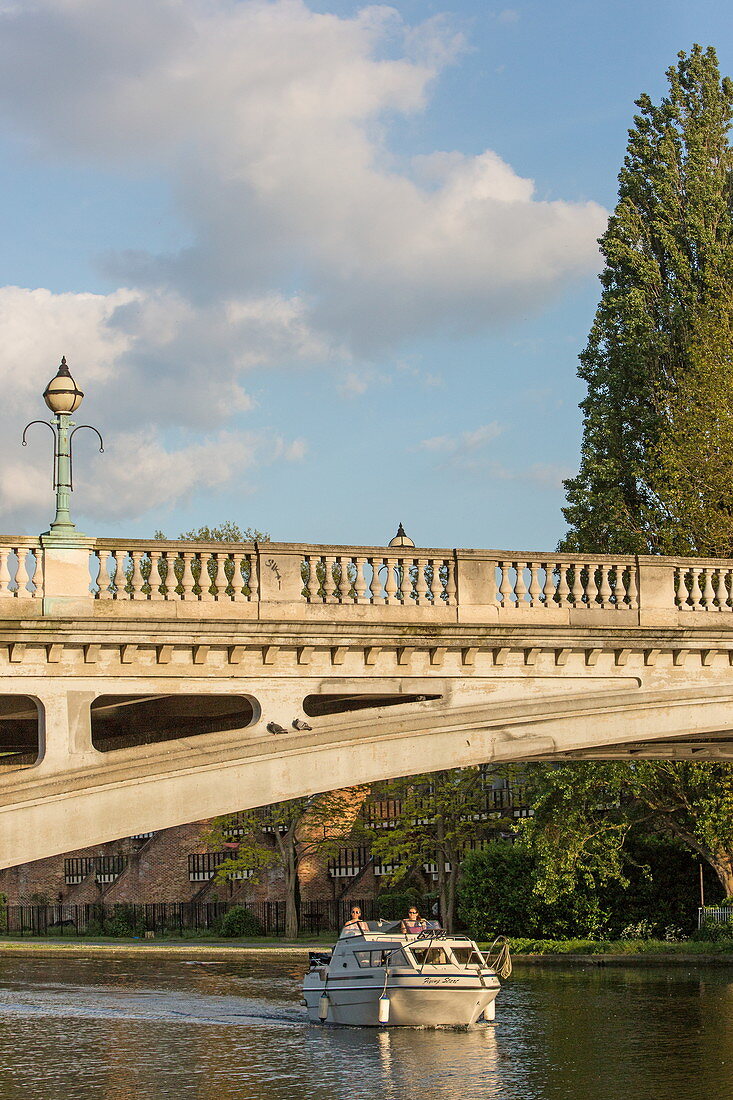 Henley-upon-Thames, Oxfordshire, England