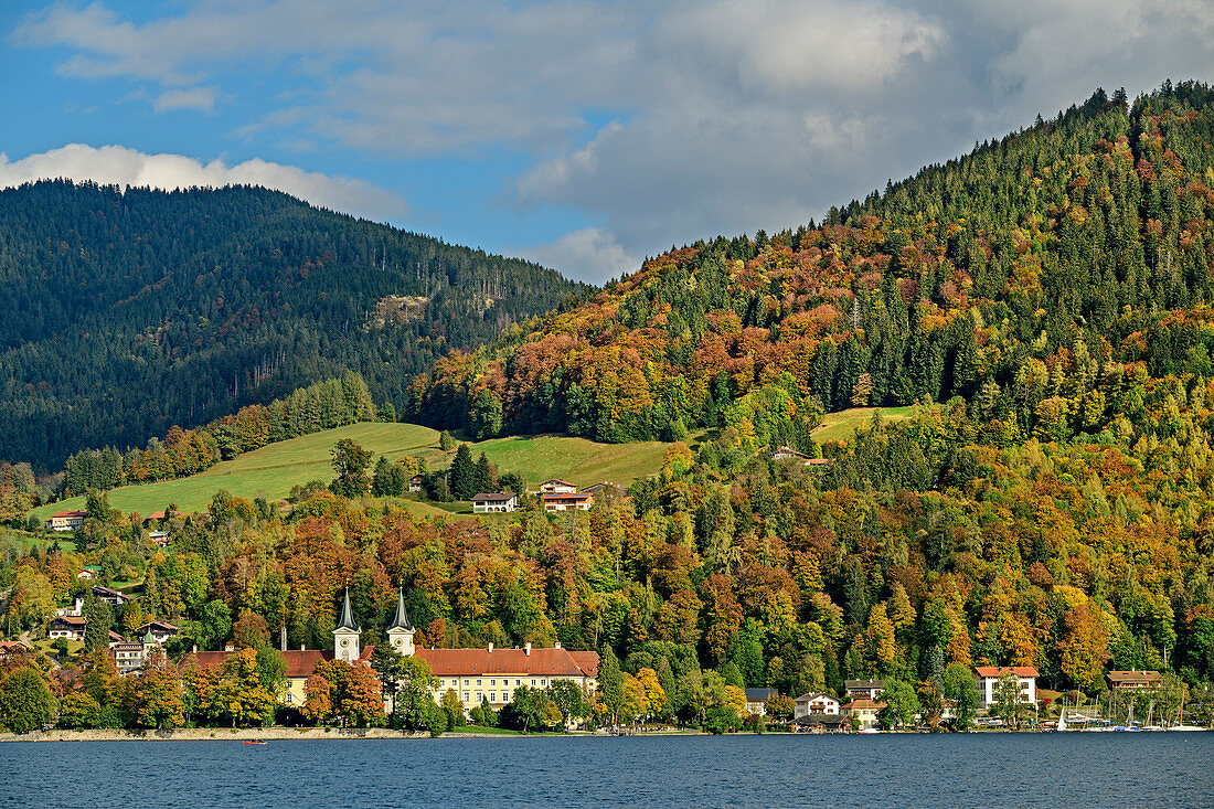 View over the Tegernsee to St. Quirin Monastery Church and Tegernsee Monastery, Tegernsee, Upper Bavaria, Bavaria, Germany