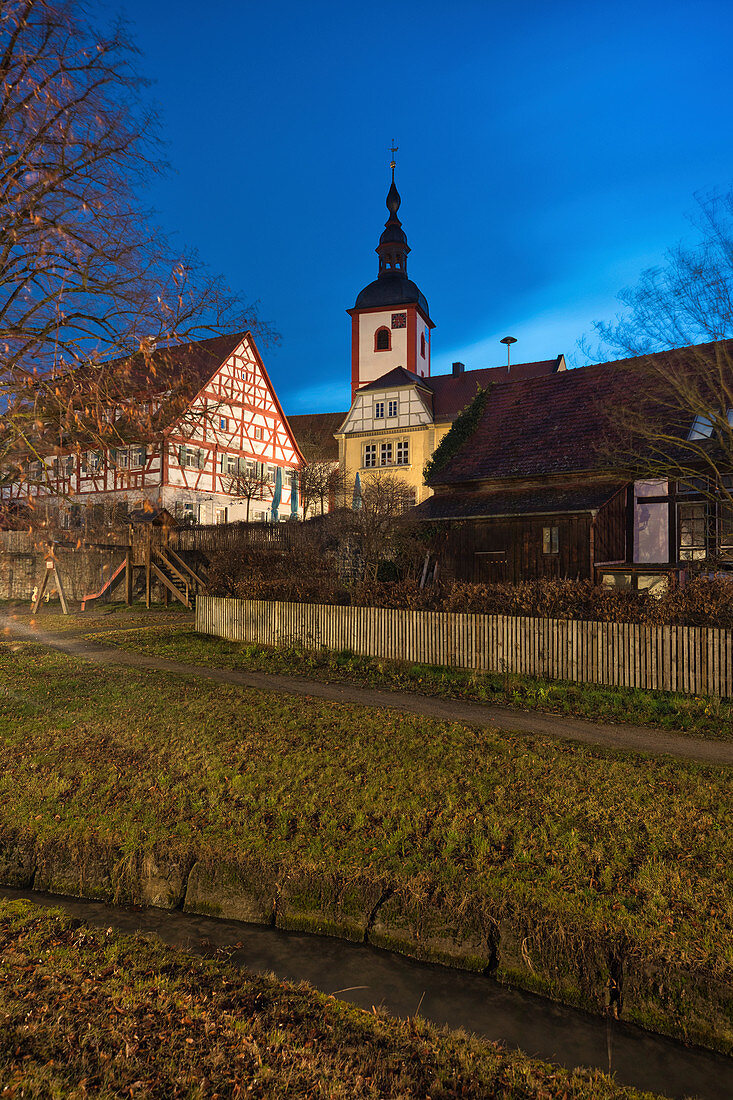 Abends in Markt Nordheim, Sugenheim, Neustadt an der Aisch, Mittelfranken, Franken, Bayern, Deutschland, Europa