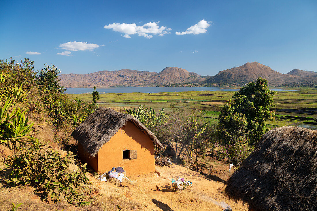 Haus am Itasy See, Lac Itasy, Stamm der Merina, Hochland westlich von Antananarivo, Madagaskar, Afrika