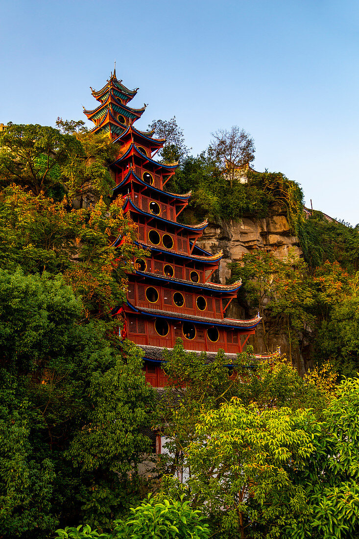 Ansicht der Shi Baozhai Pagode am Jangtse-Fluss nahe Wanzhou, Chongqing, Volksrepublik China, Asien