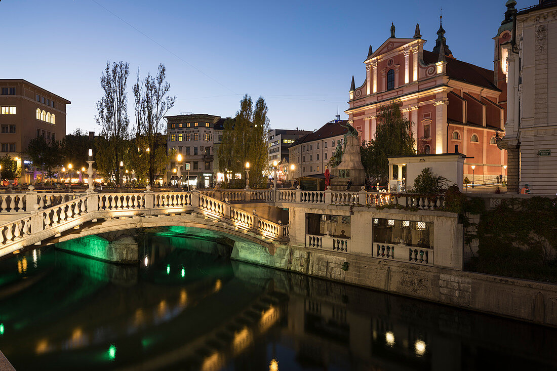 Dreifachbrücken, Altstadt, Ljubljana, Slowenien, Europa