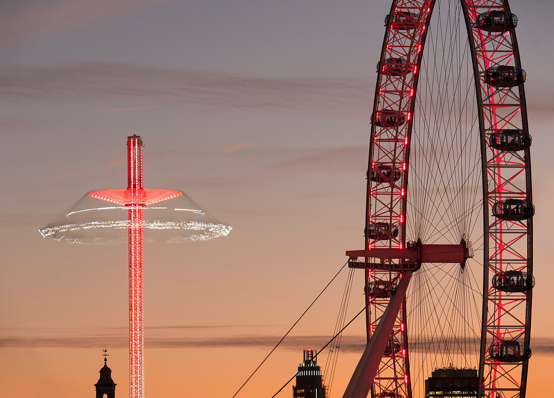 Millennium Wheel (London Eye) und Starflyer, South Bank, London, England, Großbritannien, Europa