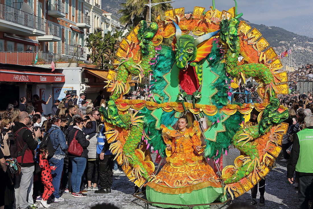 Parade zum Zitronenfest, Menton, Provence-Alpes-Côte d'Azur, Frankreich