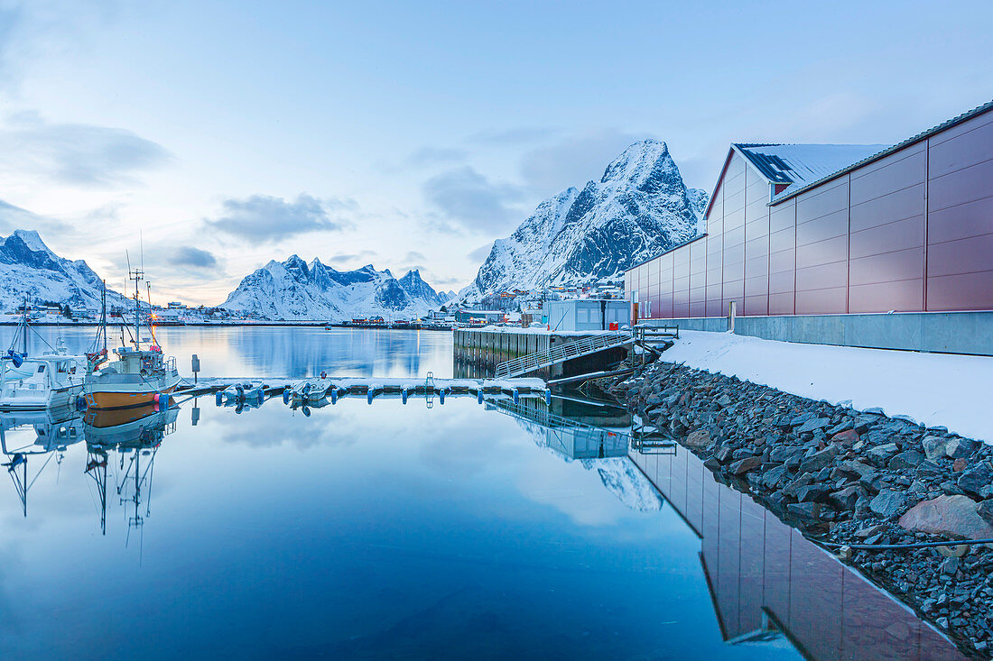 Fishing village of Reine on Lofoten Islands at night, Reine, Norway