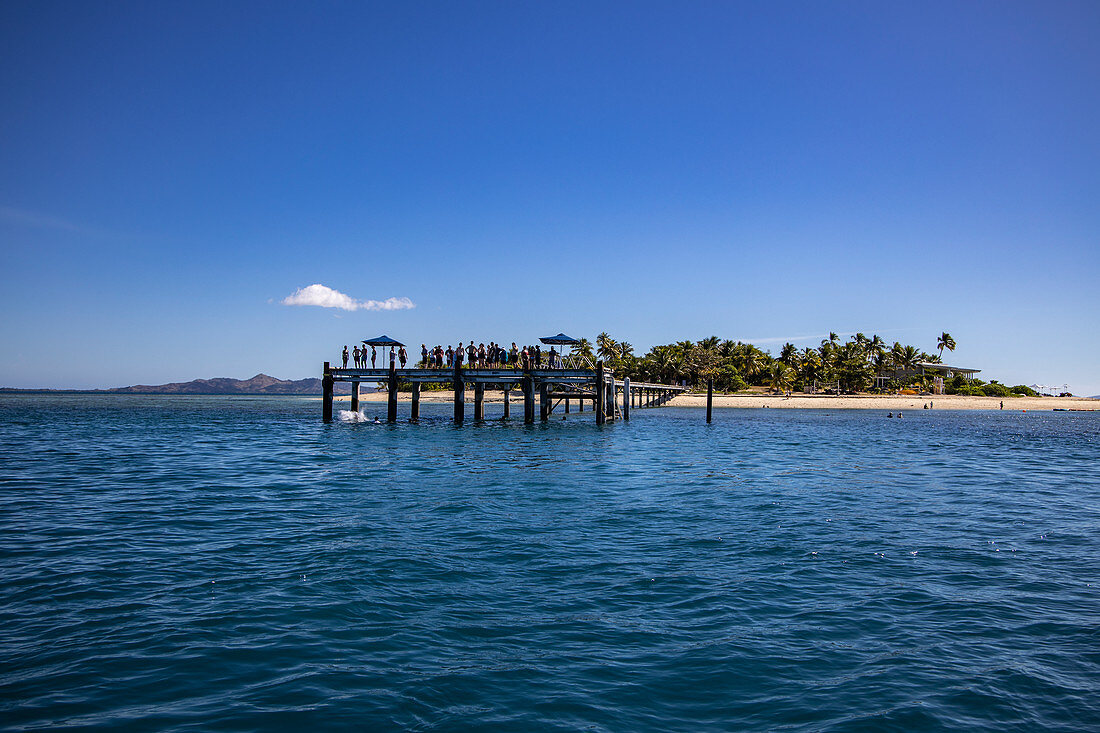 Anfahrt zum Pier des Malamala Island Beach Club, Mala Mala Island, Mamanuca Group, Fidschi-Inseln, Südpazifik