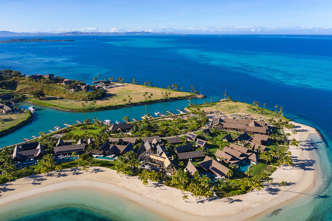 Luftaufnahme von Residence Villa Unterkünften im Six Senses Fiji Resort, Malolo Island, Mamanuca Group, Fidschi-Inseln, Südpazifik