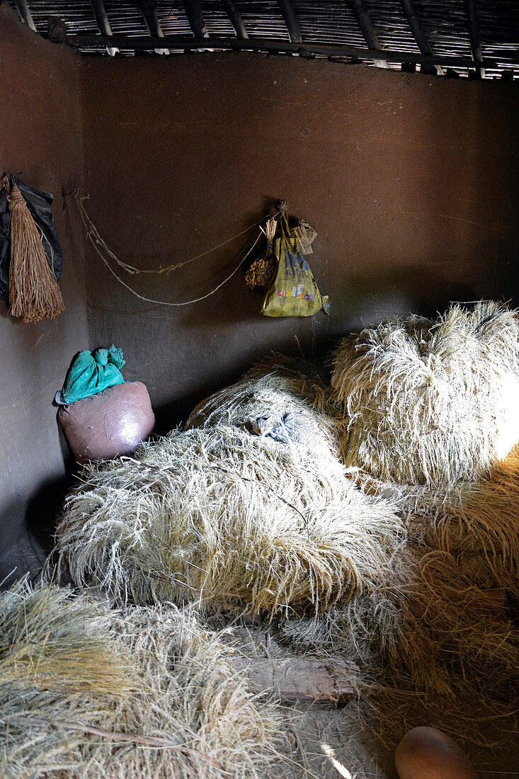 Ethiopia; Southern Nations Region; Grain barn in Jinka; Storage of dwarf millet or teff