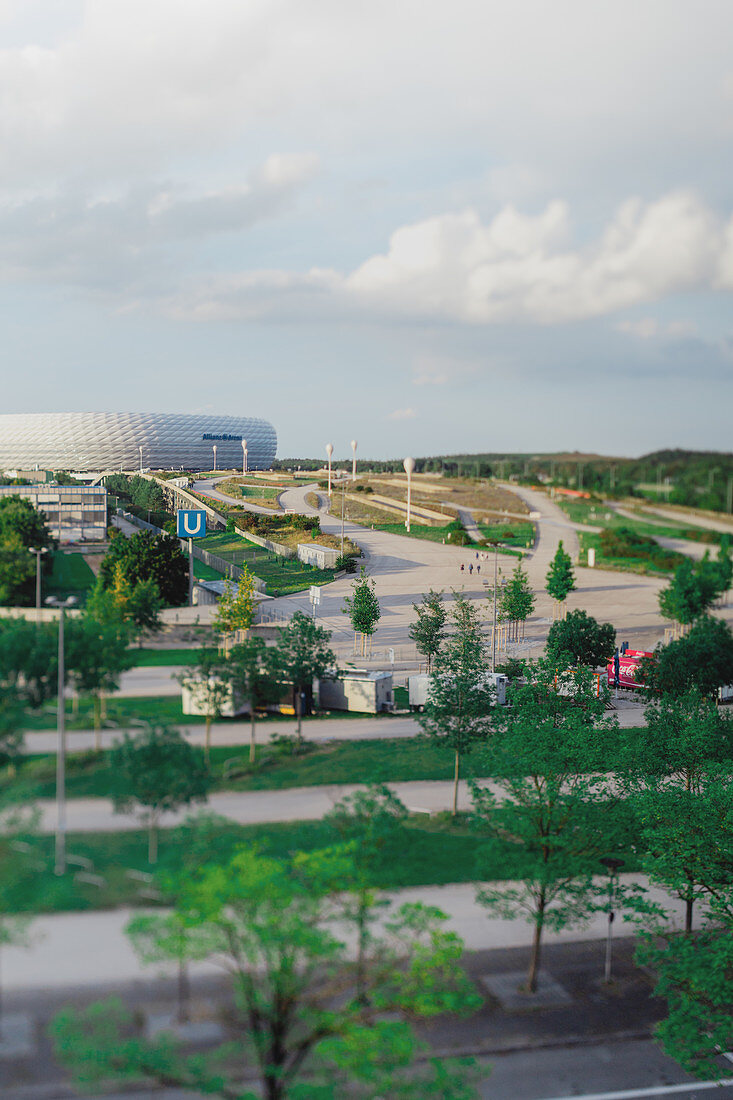 Aufnahme der Allianzarena bei Fröttmanning mit einem Tilt-Shift Objektiv, München, Deutschland